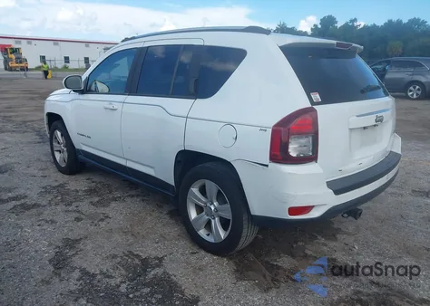 2015 Jeep Compass Latitude из США, поврежденный, VIN 1C4NJCEB7FD145861